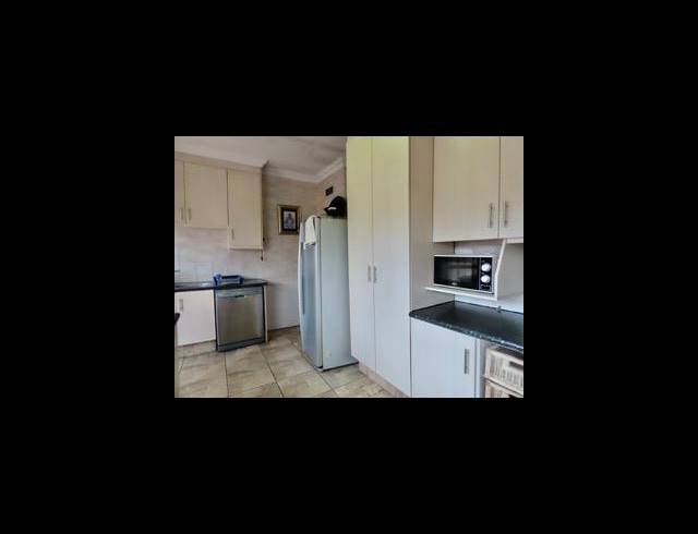 3 BEDROOM HOUSE FOR SALE IN PRIMROSE HILL